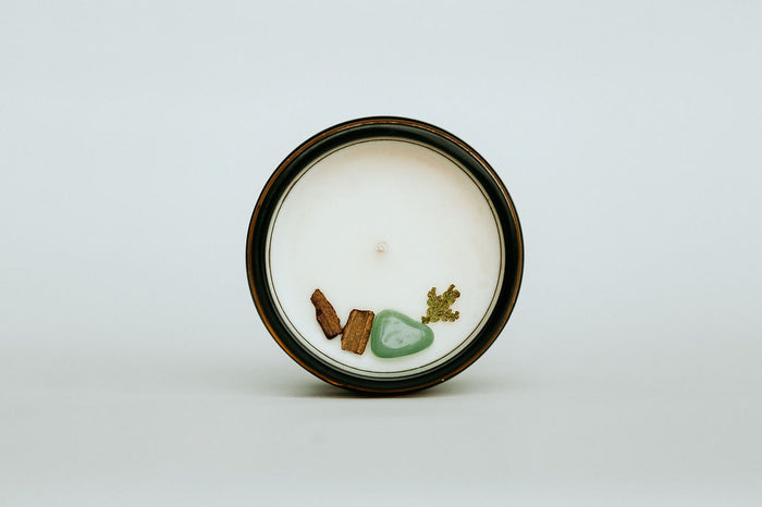 EMBRACE candle by moon + mana