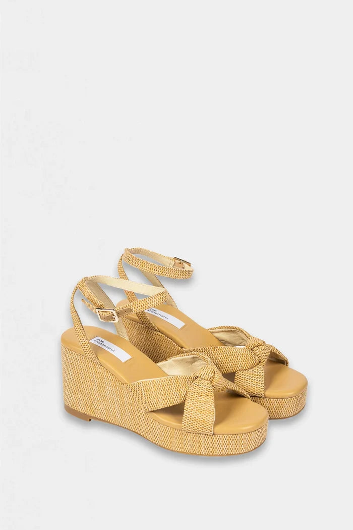 INCLINATION WEDGE in Salt Raffia by Zoe Kratzmann
