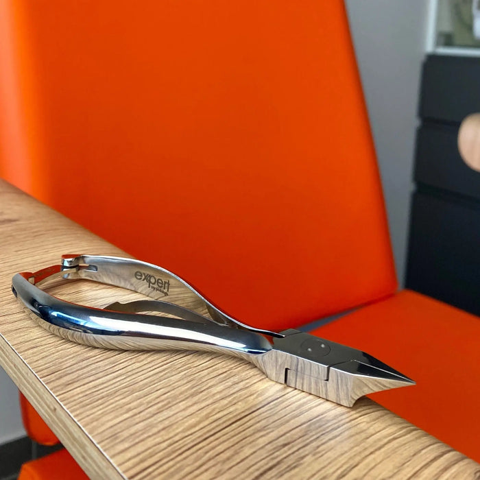 Nail pliers - Straight cut - 15 mm - Flat and thin jaws - 13 cm - Stainless steel - Expert by My Podologie