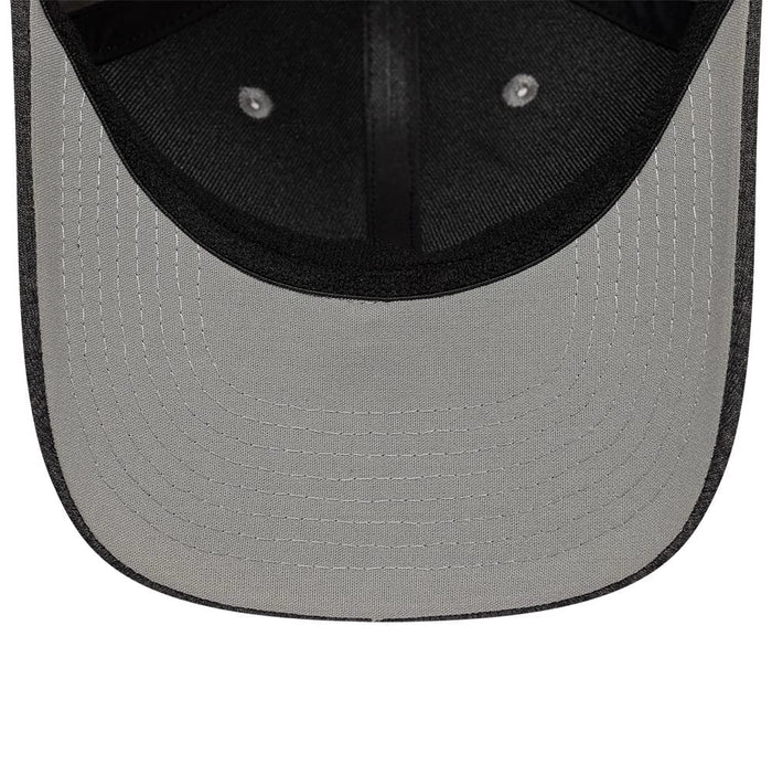 Pictured is this New Era 2 Tone 39SEVENTY Stretch Fit cap in grey. 7