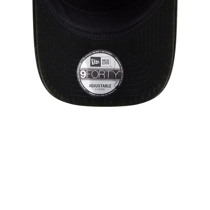 Pictured is this MLB Star Visor New York Yankees 9FORTY A-Frame cap in black. 7
