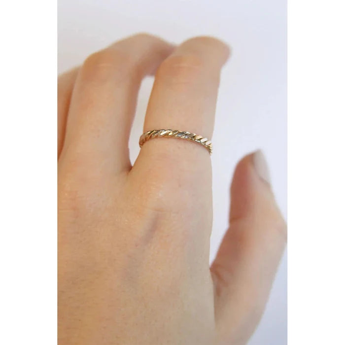 Two-Tone Twist Ring- Assorted Sizes