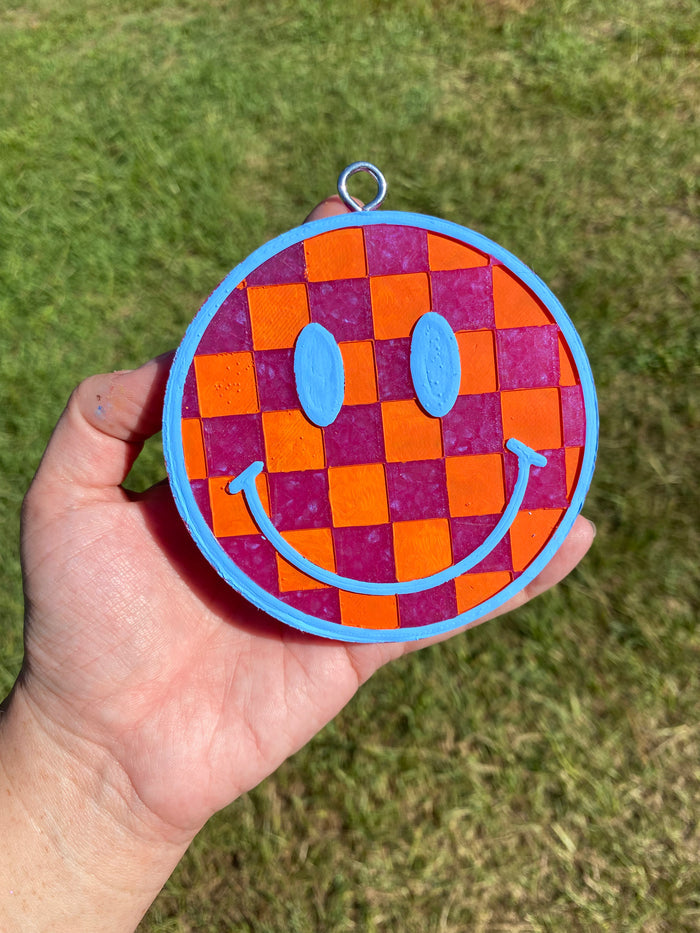 Checkered Smiley Freshie