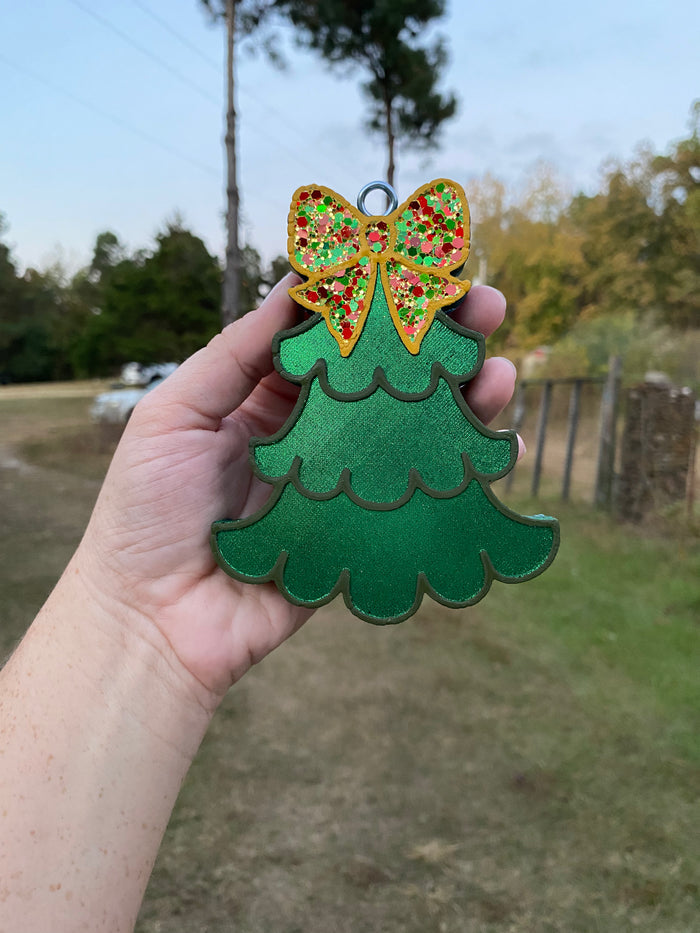 Christmas Tree w/ Bow Freshie