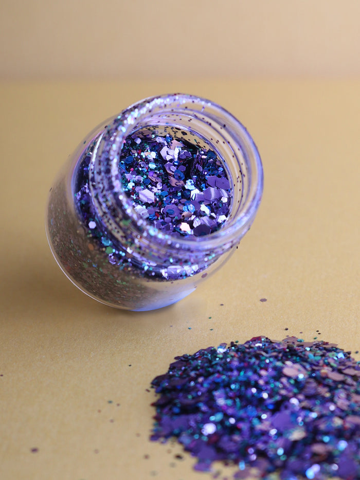 A Beautiful Weirdo - Eco Glitter | Y2K Dreams-Image 1
