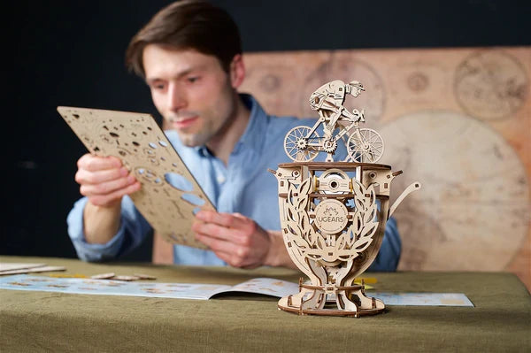 Automaton Cyclist