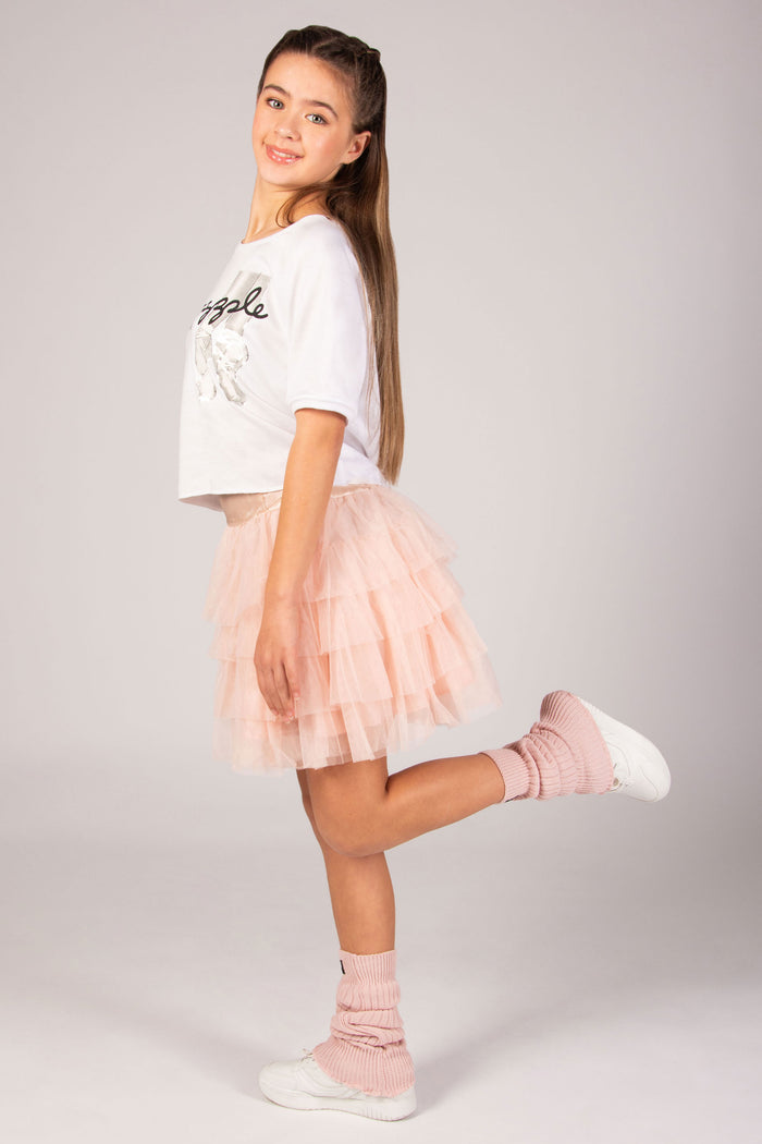 The ultimate mini ballerina outfit with pointe shoes t-shirt, pink tutu skirt and pink leg warmers.
