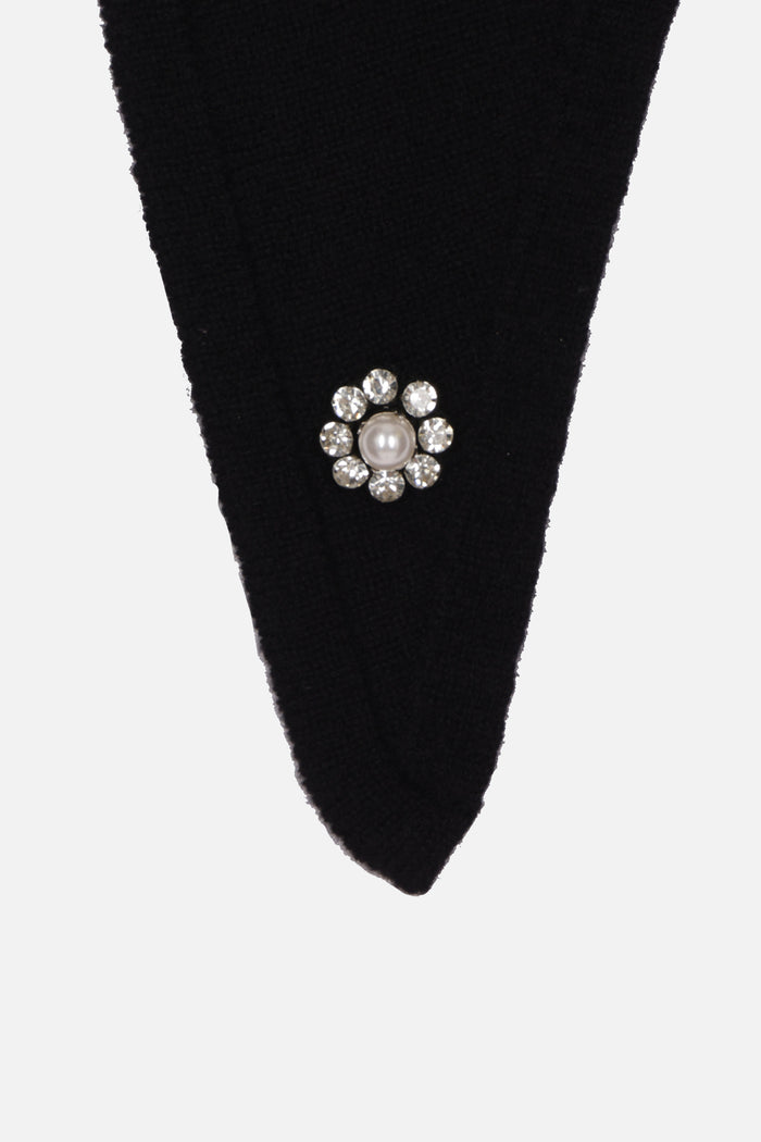 cashmere neckerchief with embroideries