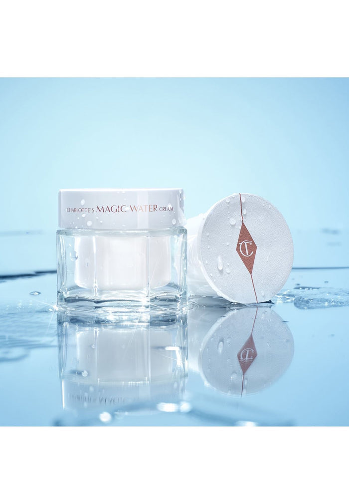 Charlotte tilbury water  magic cream kit