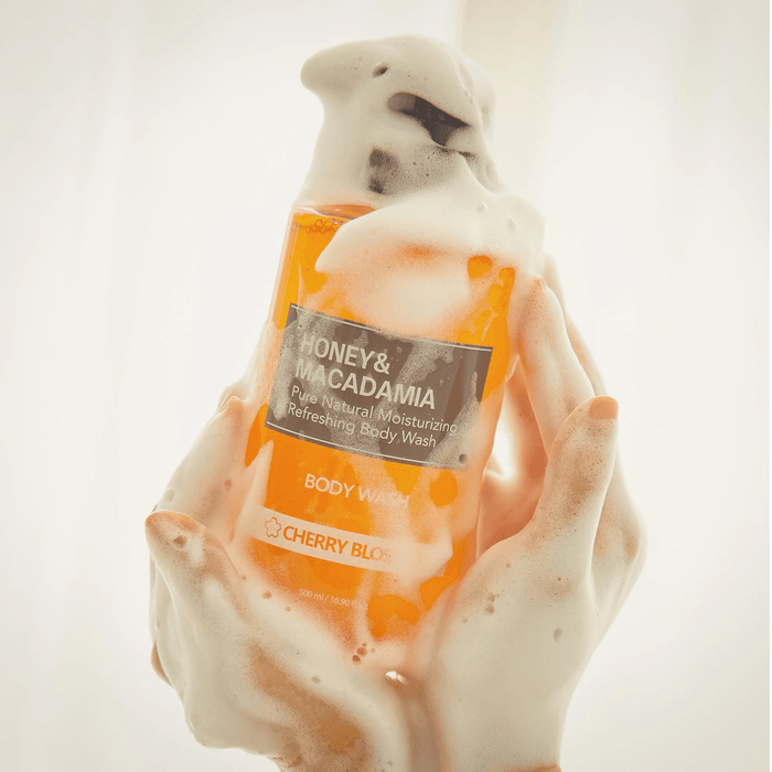 Kundal Honey & Macadamia Pure Natural Moisturizing Refreshing Body Wash White Musk 500 ml - Beauty Tribe