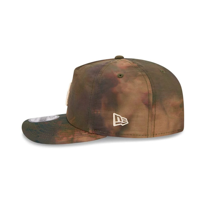 Pictured is this MLB Nylon Wash Dye LA Dodgers 19TWENTY Adjustable cap in open green. 4