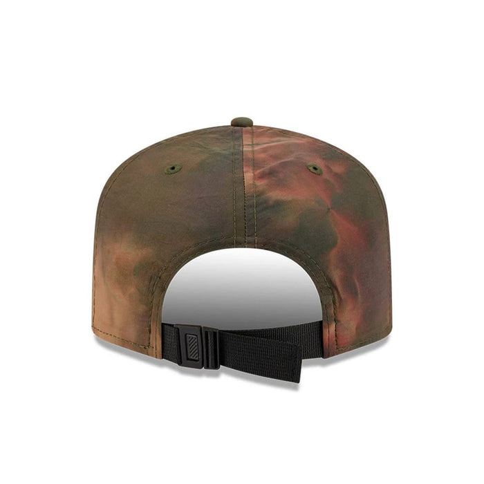 Pictured is this MLB Nylon Wash Dye LA Dodgers 19TWENTY Adjustable cap in open green. 5