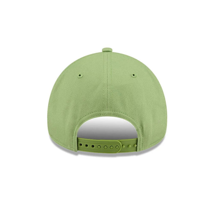 Pictured is this MLB Strawberry Matcha LA Dodgers 9FORTY A-Frame cap in green. 7