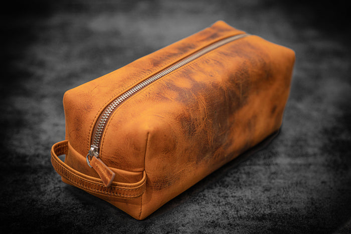 Leather Classic Dopp Kit & Travel Toiletry Bag - Crazy Horse Brown