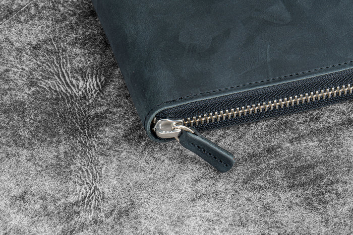 Leather Zippered 5 Slots Pen Case - Crazy Horse Black