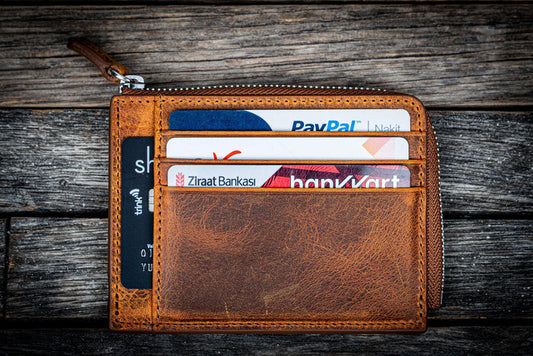 Leather Zippered Mega Mini Wallet - Crazy Horse Brown