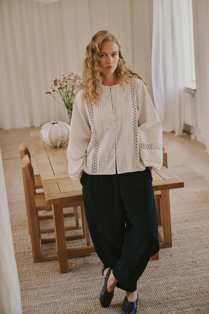 LILY LONG SLEEVE SHIRT in White Sand by Annie Mi