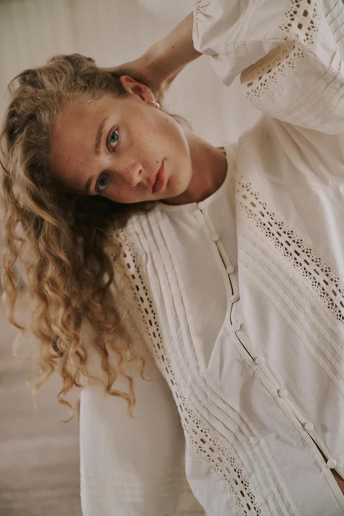 LILY LONG SLEEVE SHIRT in White Sand by Annie Mi