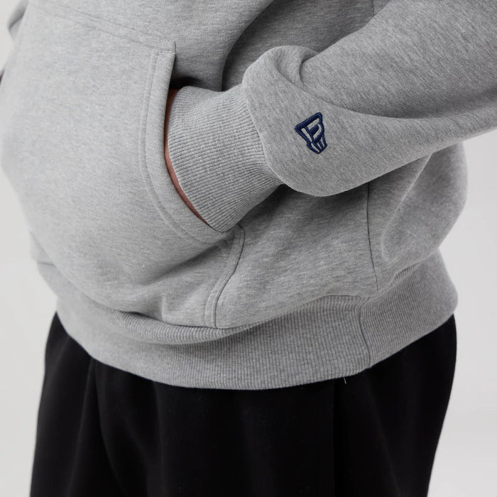 The model is wearing this NBA London Game 2026 Memphis Grizzlies Pullover Hoodie in grey. 4