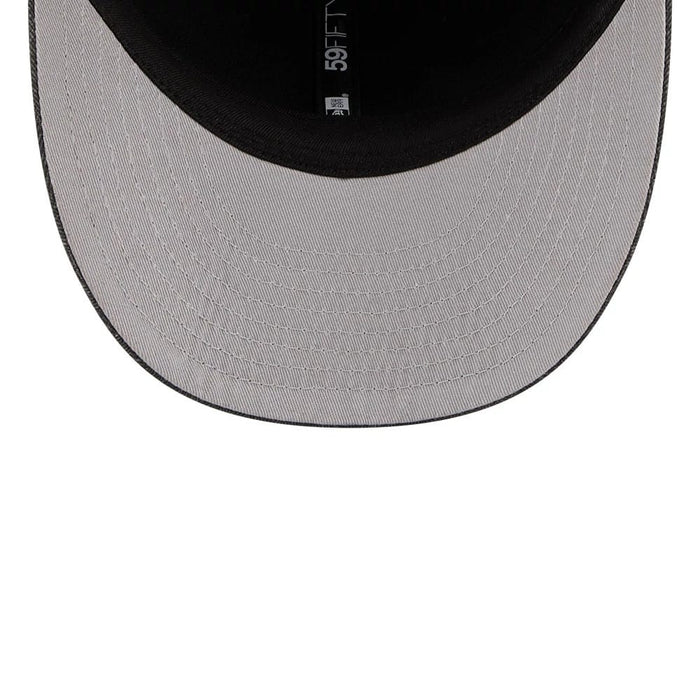 Pictured is this New Era Herringbone Retro Crown 59FIFTY Fitted cap in Charcoal. 2
