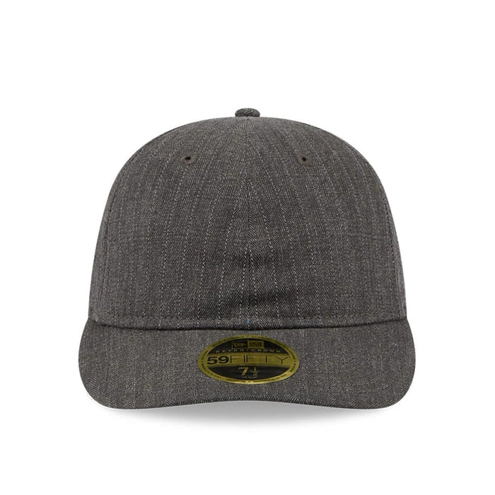 Pictured is this New Era Herringbone Retro Crown 59FIFTY Fitted cap in Charcoal. 3