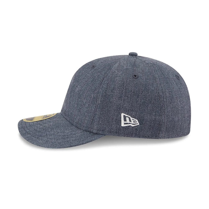 Pictured is this New Era Herringbone Retro Crown 59FIFTY Fitted cap in navy. 5