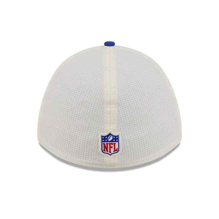 Pictured is this NFL Training 2026 New York Giants 39THIRTY M-Crown Stretch Fit cap in white. 6