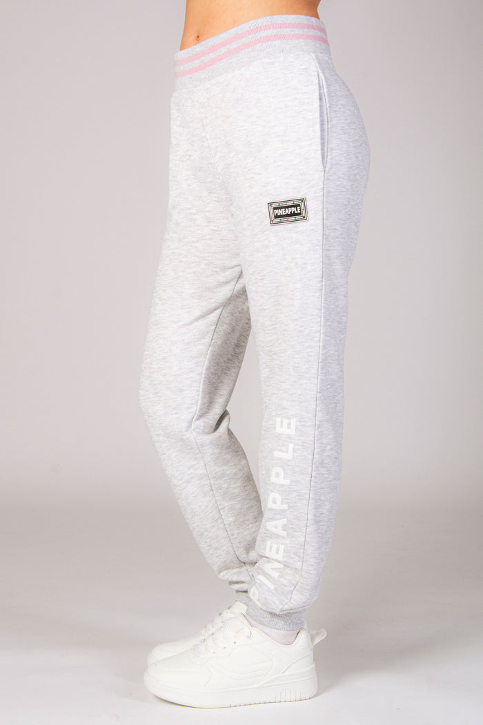 Girls' light grey dance joggers with pockets and elasticated waistband.