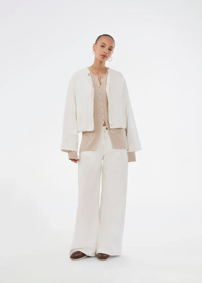 PRINCESS MD SHORT JACKET in Vanilla Cream by Modstrom