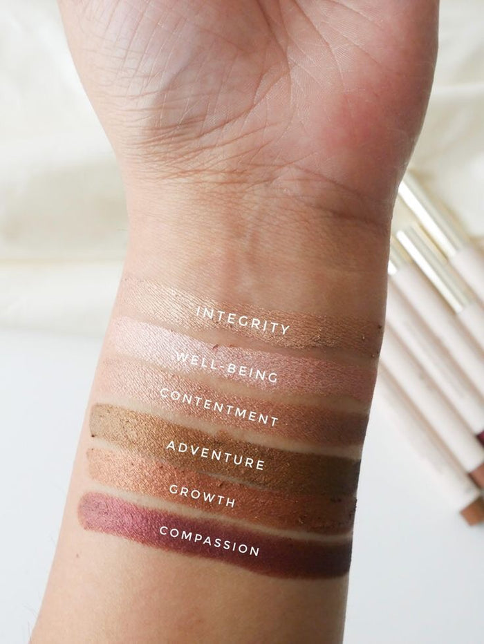 Rare beauty Discovery Eyeshadow Palette
