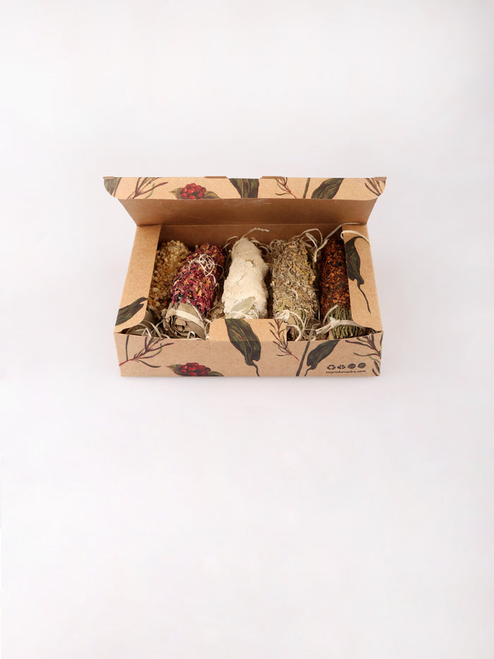 Sagrada Madre - Premium Smudge Stick Set (4pc) | Flowers and Aromatic Herbs-Image 2