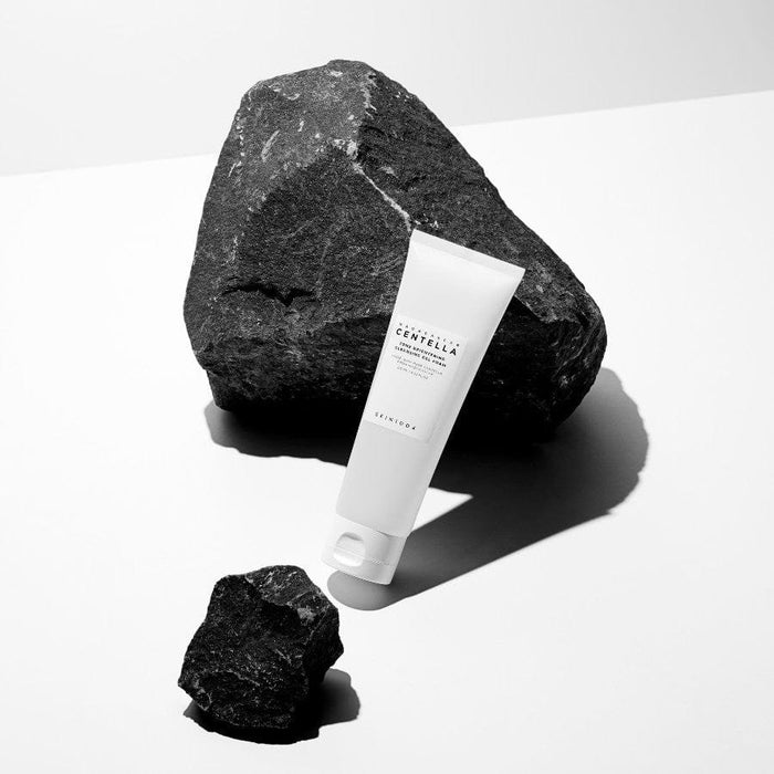 SKIN 1004 Centella Tone Brightening Cleansing Foam 125 ml