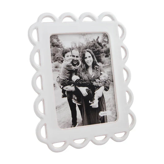 Small Ceramic Scallop Frame