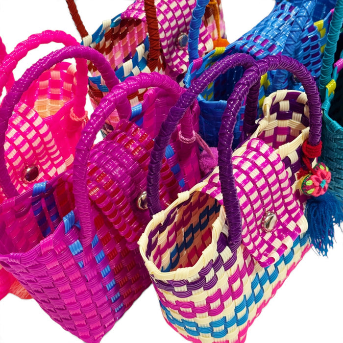 Small Woven Bag with Clasp and Pom
