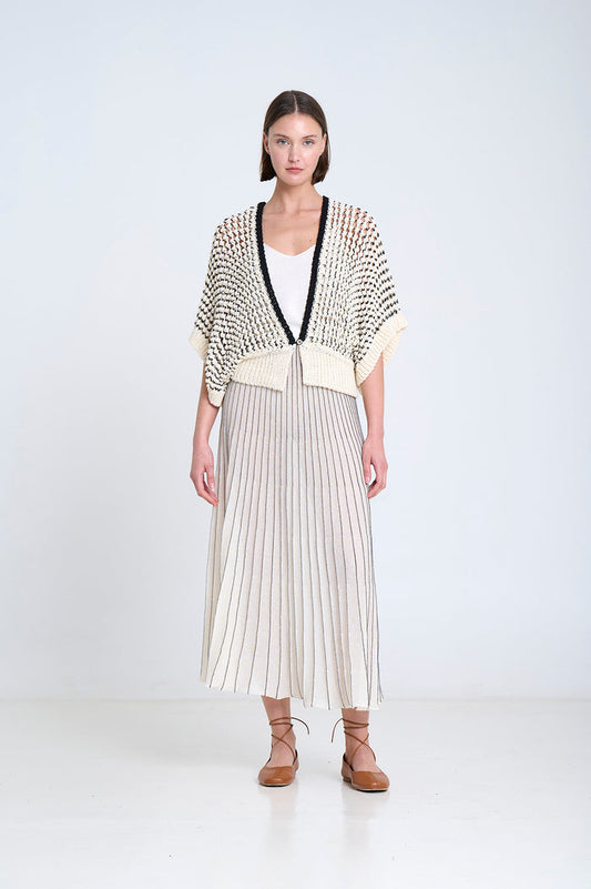 TEXTURED KNIT VEST | Unic - Darling & Domain
