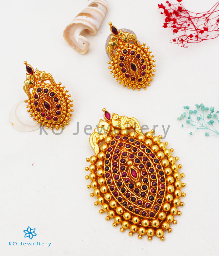 The Varshini Silver Pendant