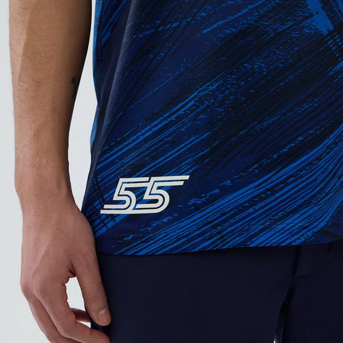The model is wearing this Carlos Sainz Atlassian Williams F1 Team Tech T-shirt in navy. 6