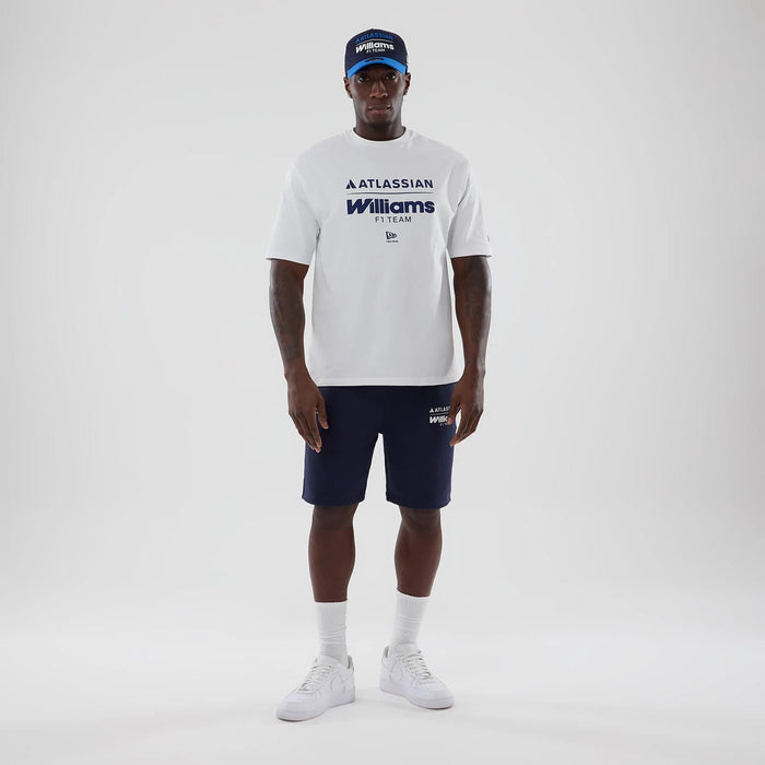 The model is wearing this Atlassian Williams F1 Team Oversized T-Shirt in white. 8